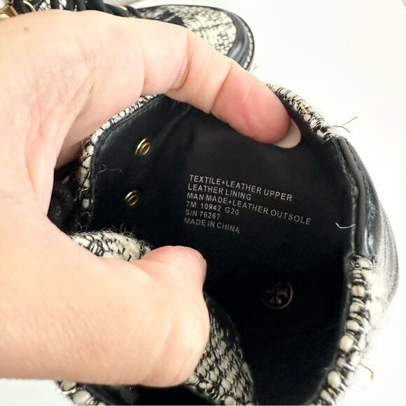 Tory Burch Miller Lug Sole Lace Up Boots Size 7 Tweed Wool Booties - Picture 6 of 6